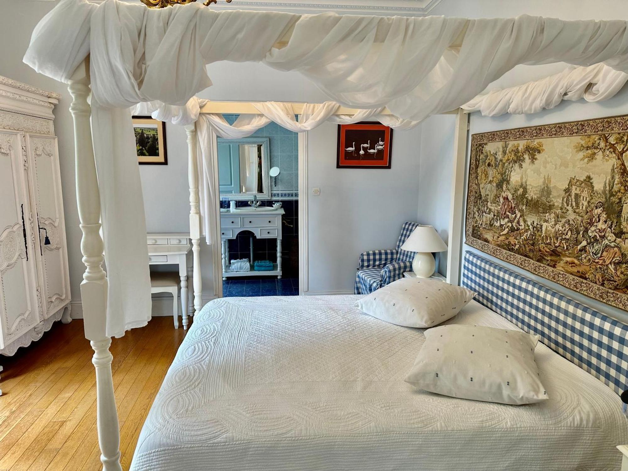 ชาโต เล วัลเล Bed & Breakfast Tournon-Saint-Pierre ภายนอก รูปภาพ