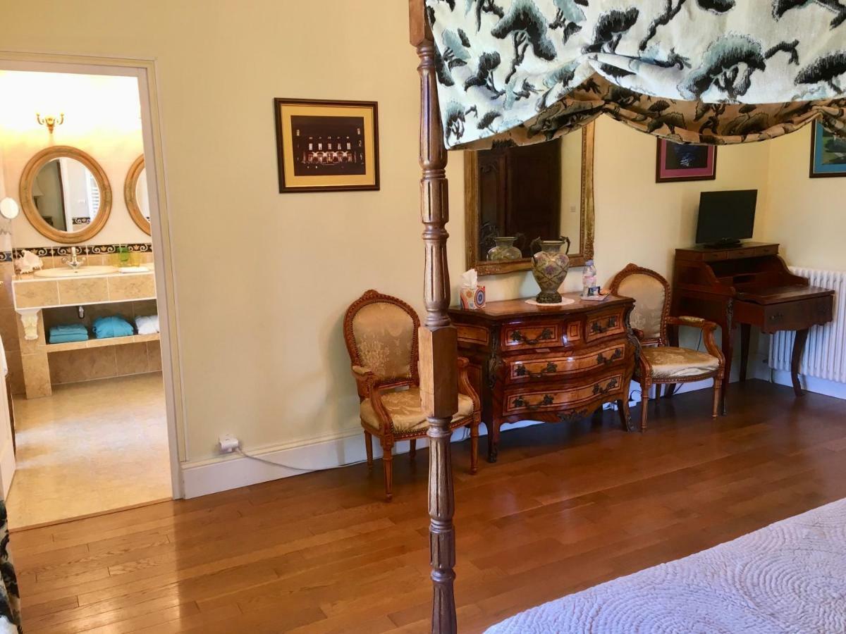 ชาโต เล วัลเล Bed & Breakfast Tournon-Saint-Pierre ภายนอก รูปภาพ